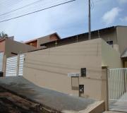 Casa para Locação, em Cornélio Procópio, bairro Jardim Pérola, 3 dormitórios, 2 banheiros, 1 suíte, 3 vagas